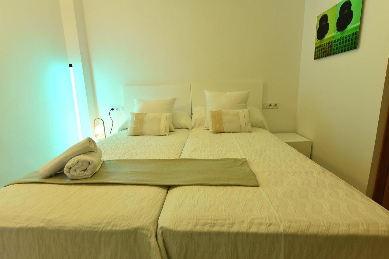 Sal Mar Suites Santa Eularia des Riu Eksteriør bilde