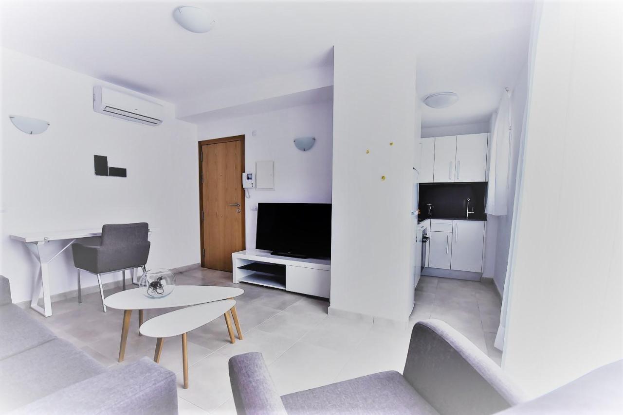 Sal Mar Suites Santa Eularia des Riu Eksteriør bilde