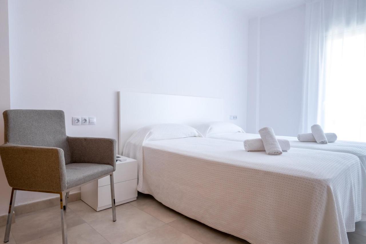 Sal Mar Suites Santa Eularia des Riu Eksteriør bilde