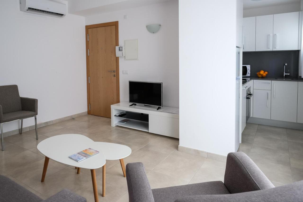 Sal Mar Suites Santa Eularia des Riu Eksteriør bilde