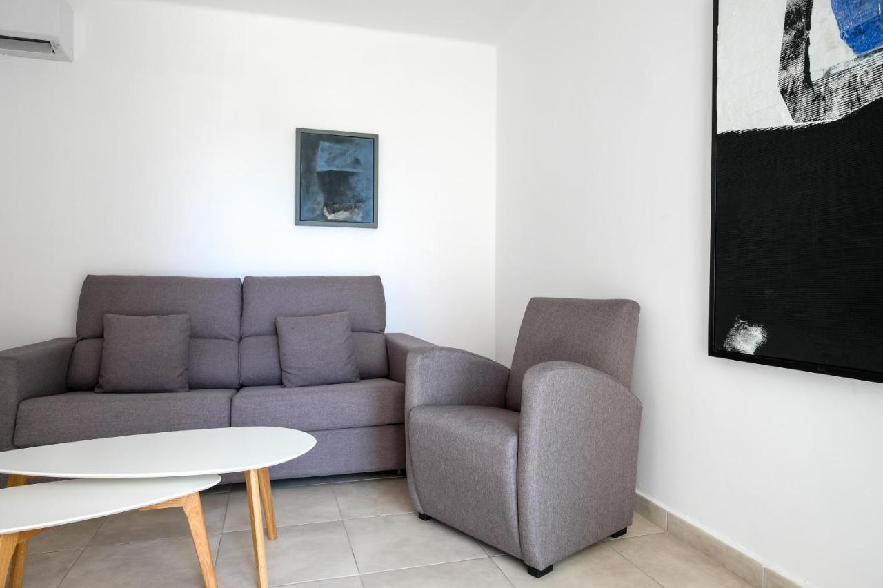Sal Mar Suites Santa Eularia des Riu Eksteriør bilde
